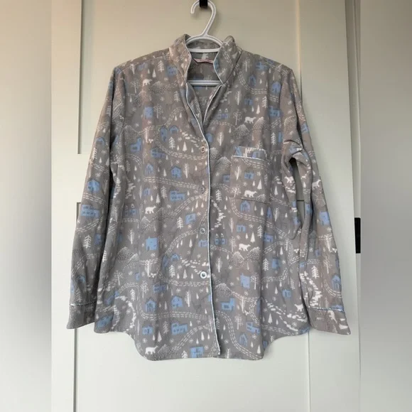 Holiday Patterned Pajamas Set - Picture 1 of 9